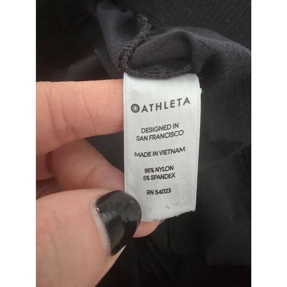 Women's Athleta Pull On Athletic Cropped Pants Black Size 6 - Picture 6 of 8